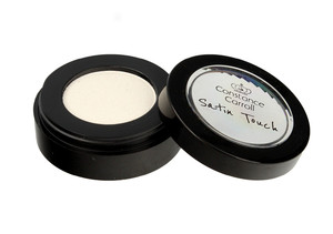 Constance Carroll Eyeshadow Satin Touch Mono no. 01 White Silver