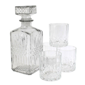 Caraffe and 4 Whisky Glasses