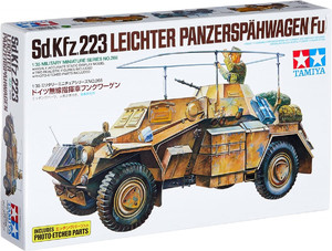 Tamiya Model Kit Sd. Kfz. 223 Leichter 14+
