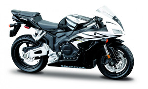 Honda CBR1000RR 1:18 3+