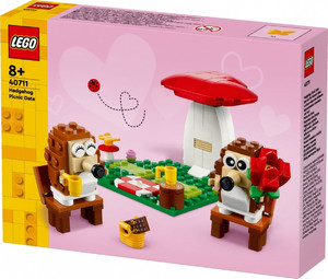 LEGO Hedgehog Picnic Date 8+