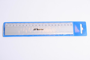 Leniar Aluminium Ruler 20cm