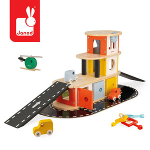 Janod Wooden Garage 2+