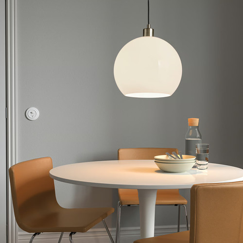 SOLHETTA LED bulb E27 470 lumen, globe opal white