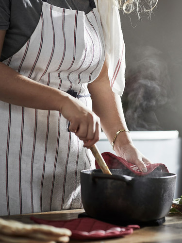 HILDEGUN Apron