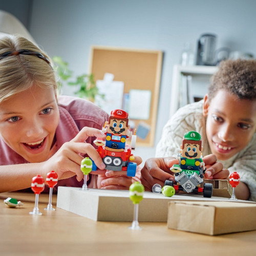 LEGO Super Mario Mario Kart - Baby Mario vs. Baby Luigi 8+