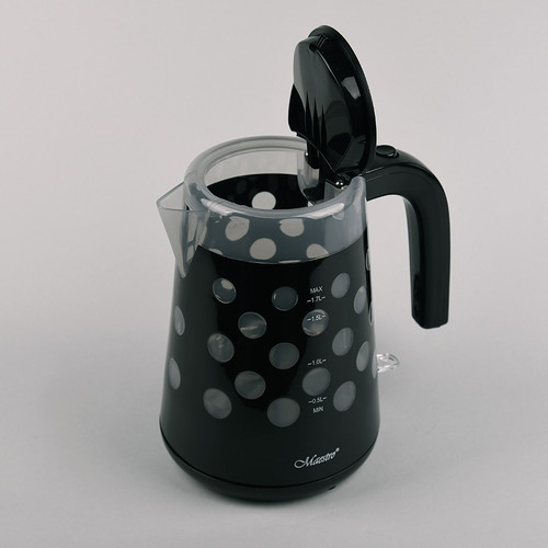 Feel Maestro 1.7L Electric Kettle "Dots" 2200W MR-045-BLACK