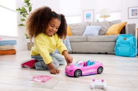 Hot Wheels Barbie RC Convertible JBH05 4+