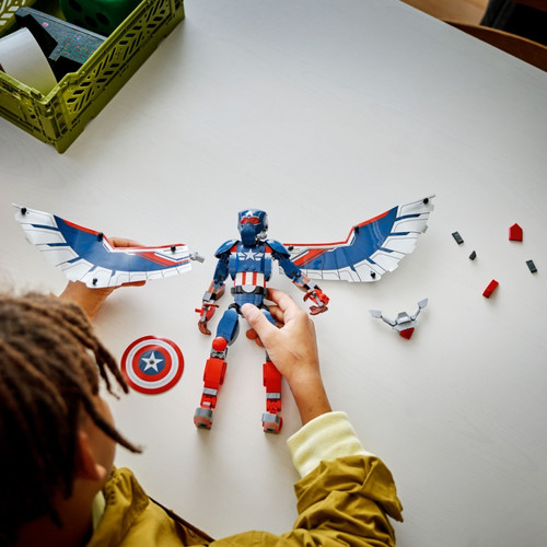 LEGO Super Heroes New Captain America Construction Figure 8+
