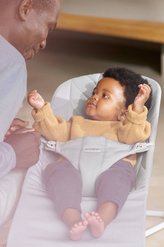 BABYBJÖRN Bouncer Woven - Light Grey, Cotton, Petal Quilt