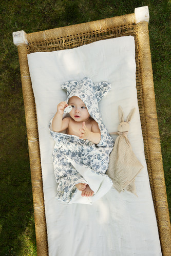 Elodie Details Hooded Towel - Garden Leo Toile