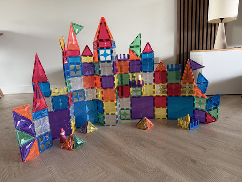 Cleverclixx Magnetic Tiles Inventive Pack Intense 110 pieces + 15 pieces free, 3+