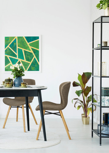 Chair Batilda, khaki