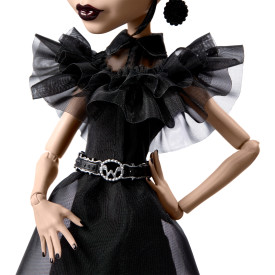 Monster High WEDNESDAY RAVE'N Black Gothic Gawn HXJ03 4+