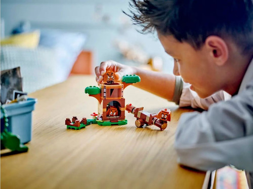 LEGO Super Mario Goombas Playground 7+