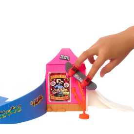 Hot Wheels Skate Amusement Park Set HGT95 +