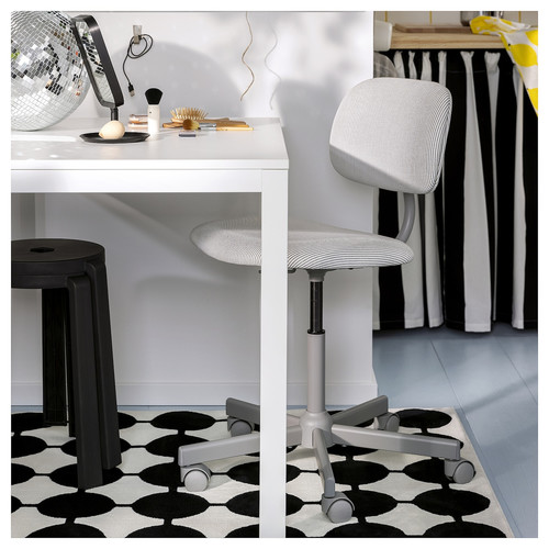 VÄNDPLATS Rug, low pile, white/black dotted, 133x195 cm