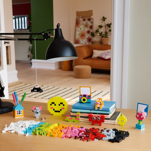LEGO Classic Creative Happy Box 5+