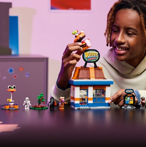 LEGO Fortnite Durrr Burger Restaurant 10+