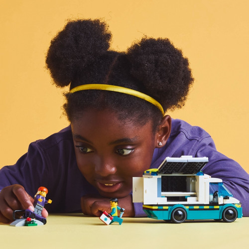 LEGO City Emergency Ambulance 5+