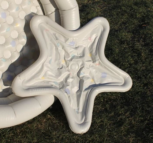 Vanilla Copenhagen Sprinkler Water Mat Seashell 2+