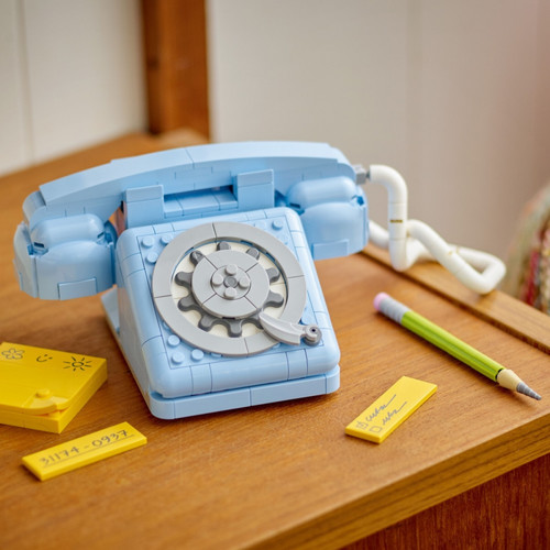 LEGO Creator 3-in-1 Retro Telephone 8+