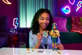 MONSTER HIGH® MONSTER FEST™ CLEO DE NILE® Doll HXH81 4+