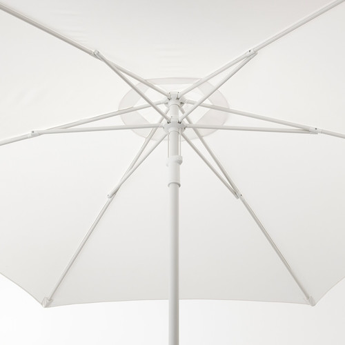 HÖGÖN Patio umbrella with base, white, Grytö dark grey, 270 cm