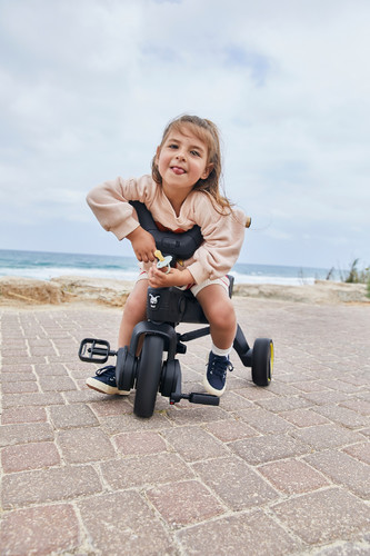 Doona Liki Trike S5 - Nitro black, 1-3y