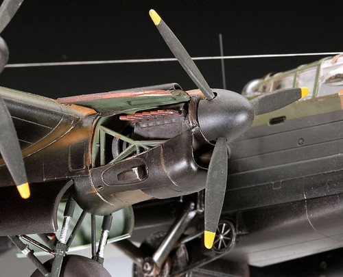Revell Plastic Model Kit Avro Lancaster 'Dambusters' 8+