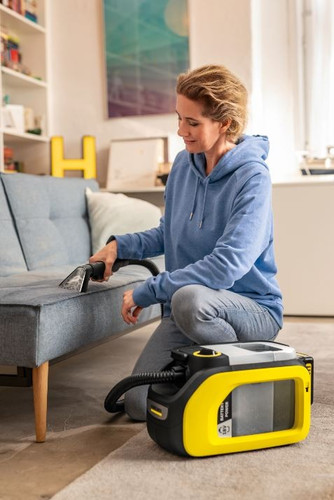 Kärcher SE 3-18 Compact Battery Spray Extraction Cleaner Set, Yellow/Black