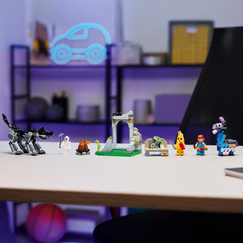 LEGO Fortnite Peely & Sparkplug's Camp 7+