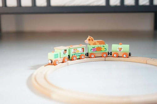 Janod Story Farm Train with Tracks 3+