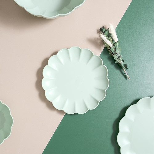Side Plate Iris 20.5cm, pale green