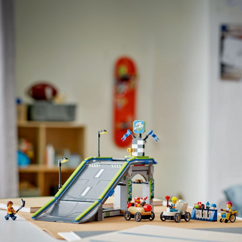 LEGO City No Limits: Race Car Ramp Track 6+