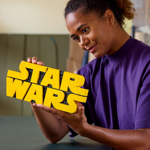 LEGO Star Wars Brick-Built Logo 18+