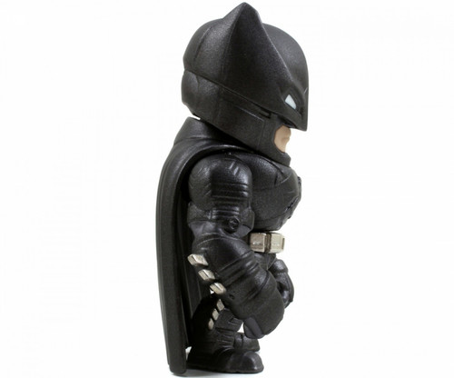 Armore Batman Metal Figure 10cm 8+