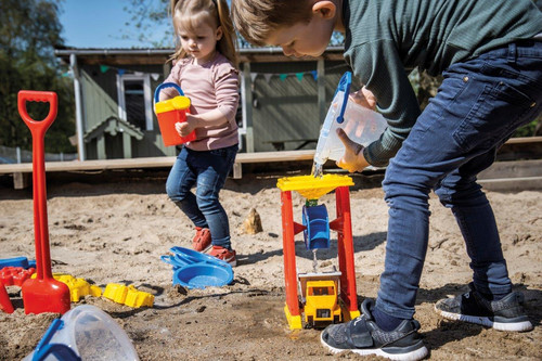 Dantoy Classic Sand Set with Funnel & Tipper Truck 2+