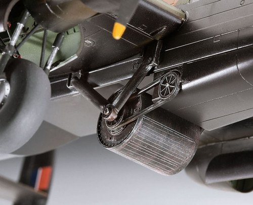 Revell Plastic Model Kit Avro Lancaster 'Dambusters' 8+