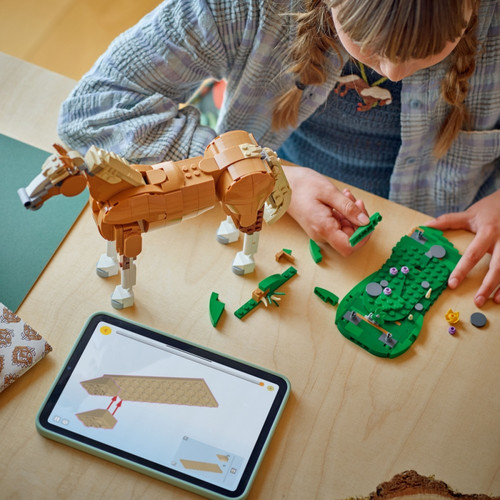LEGO Creator 3-in-1 Beautiful Horse 9+