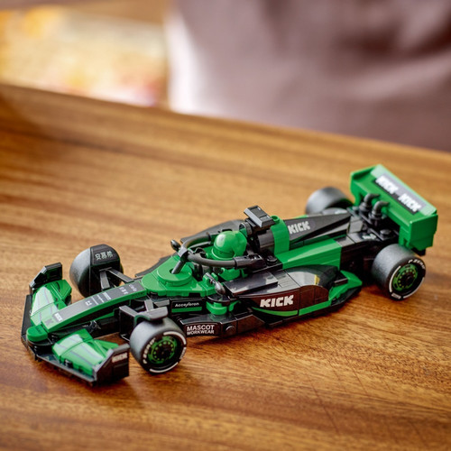 LEGO Speed Champions KICK Sauber F1® Team C44 Race Car 10+