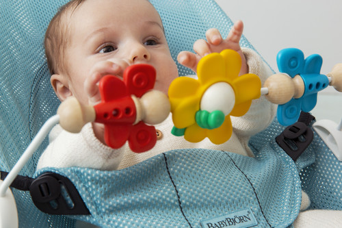 BABYBJORN - Toy for Bouncer - Flying Friends