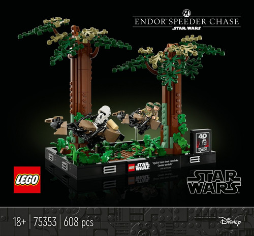 LEGO Star Wars Endor™ Speeder Chase Diorama 18+