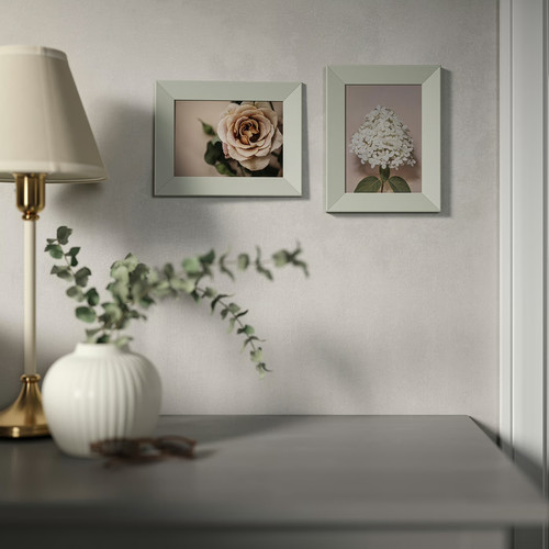PLOMMONTRÄD Frame, pale grey-green, 13x18 cm