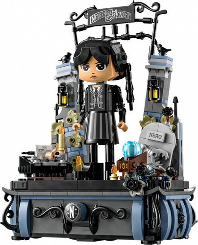 LEGO BrickHeadz Wednesday Addams 10+