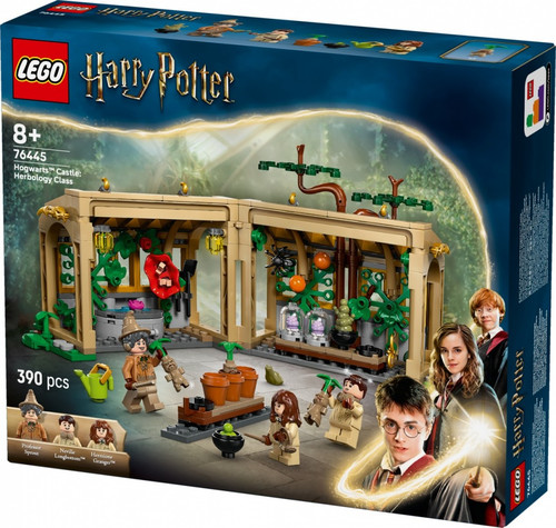 LEGO Harry Potter Hogwarts Castle Herbology Class 8+