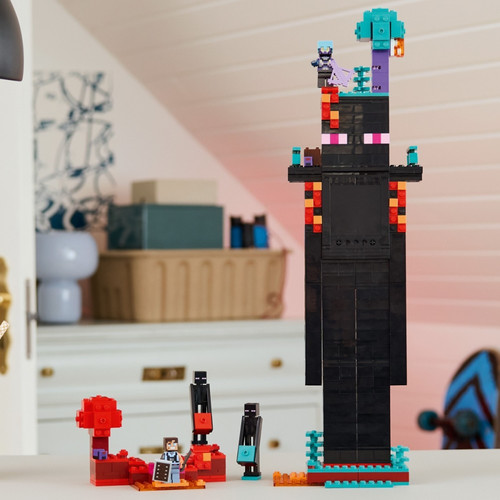 LEGO Minecraft The Enderman Tower 9+