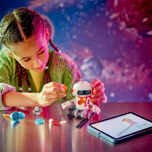 LEGO Creator 3-in-1 Space Robot 8+