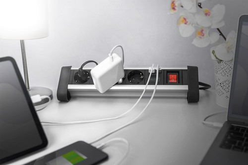 Digitus Office Socket Strip 4-way EU-type with 2x USB ports