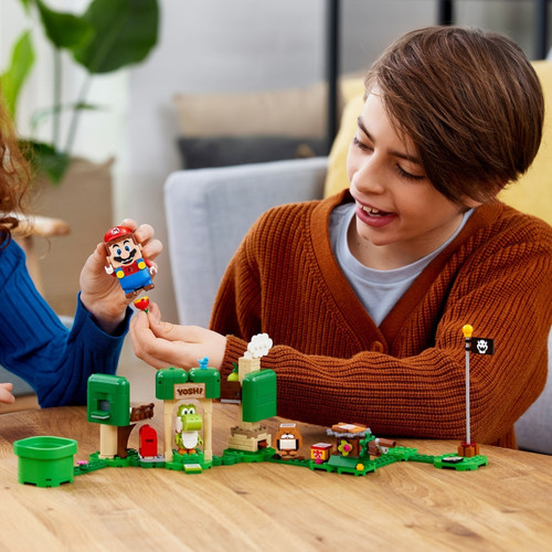 LEGO Super Mario Yoshi’s Gift House Expansion Set 6+